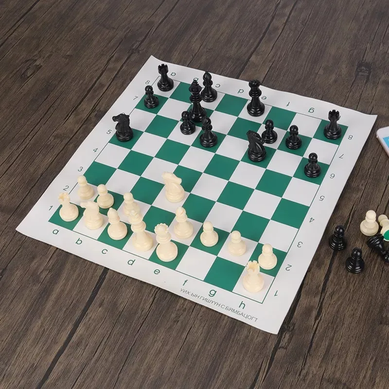 ROOKS FIELD TOURNAMENT EDITION CHESS SET
