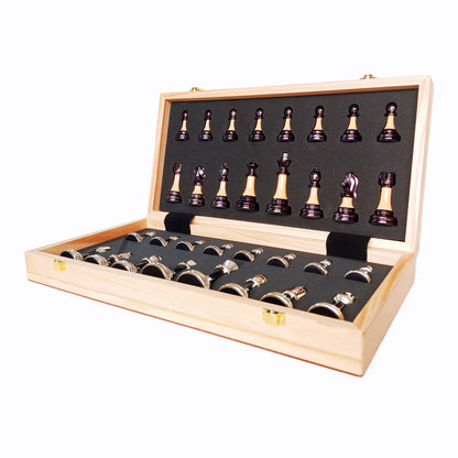 ROOKS HERITAGE TRAVEL CHEST CHESS SET