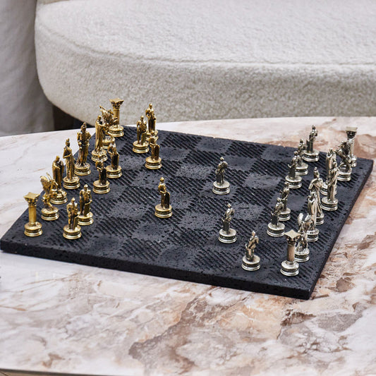 ROOKS OBSIDIAN SIGNATURE EDITION CHESS SET